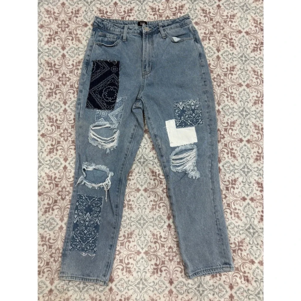 Simple Society Patchwork Distressed Mom Jeans Blue Bandana Paisley Size 9/29